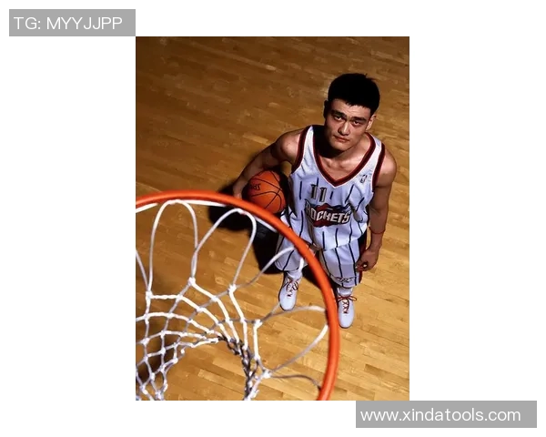 姚明如何在NBA逆转命运成就传奇篮球生涯的故事 姚明如何在NBA逆转命运成就传奇篮球生涯的故事