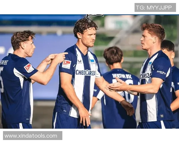 柏林赫塔客场逼平弗赖堡，止连败不继续